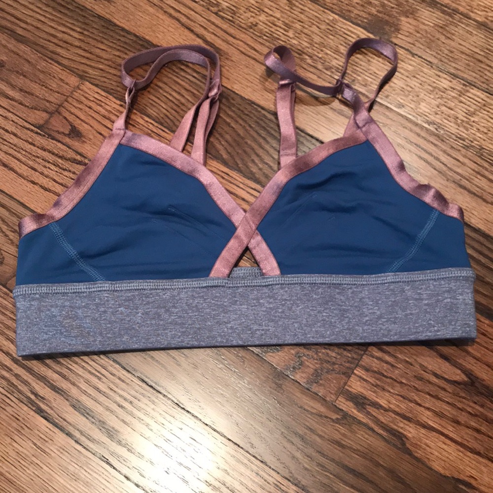 Lululemon bra. Size 6